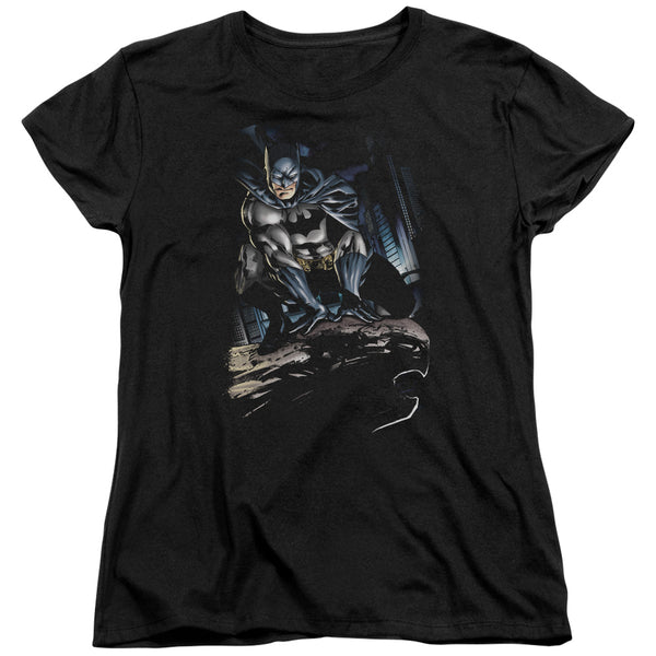 Batman Perched Women's T-Shirt